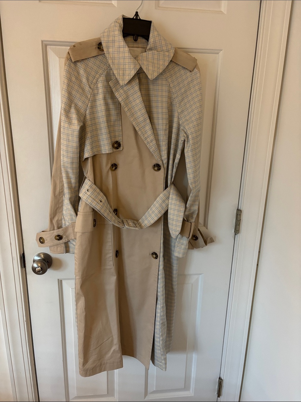 Avec Les Filles Beige Plaid-Trim Double-Breasted Trench Coat